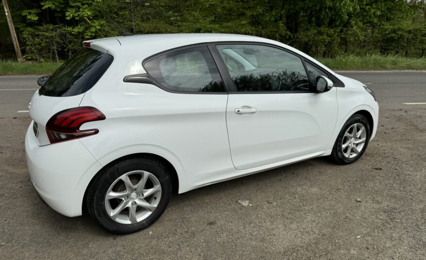 Peugeot 208 Active