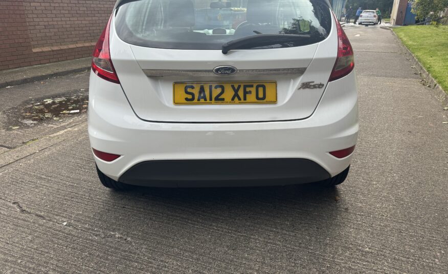 Ford Fiesta White 1.25 Zetec 5 Door