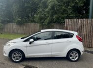 Ford Fiesta White 1.25 Zetec 5 Door