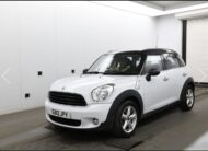 White Mini Countryman Pepper pack