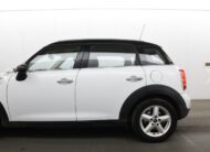 White Mini Countryman Pepper pack