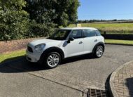 White Mini One Countryman