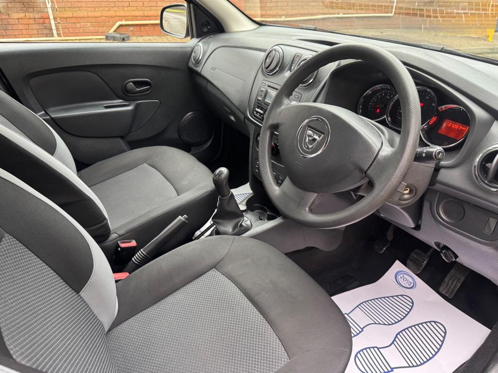 Dacia Sandero 1.2 Ambiance Hatchback 5dr Petrol Manual Euro 5 (75 ps)