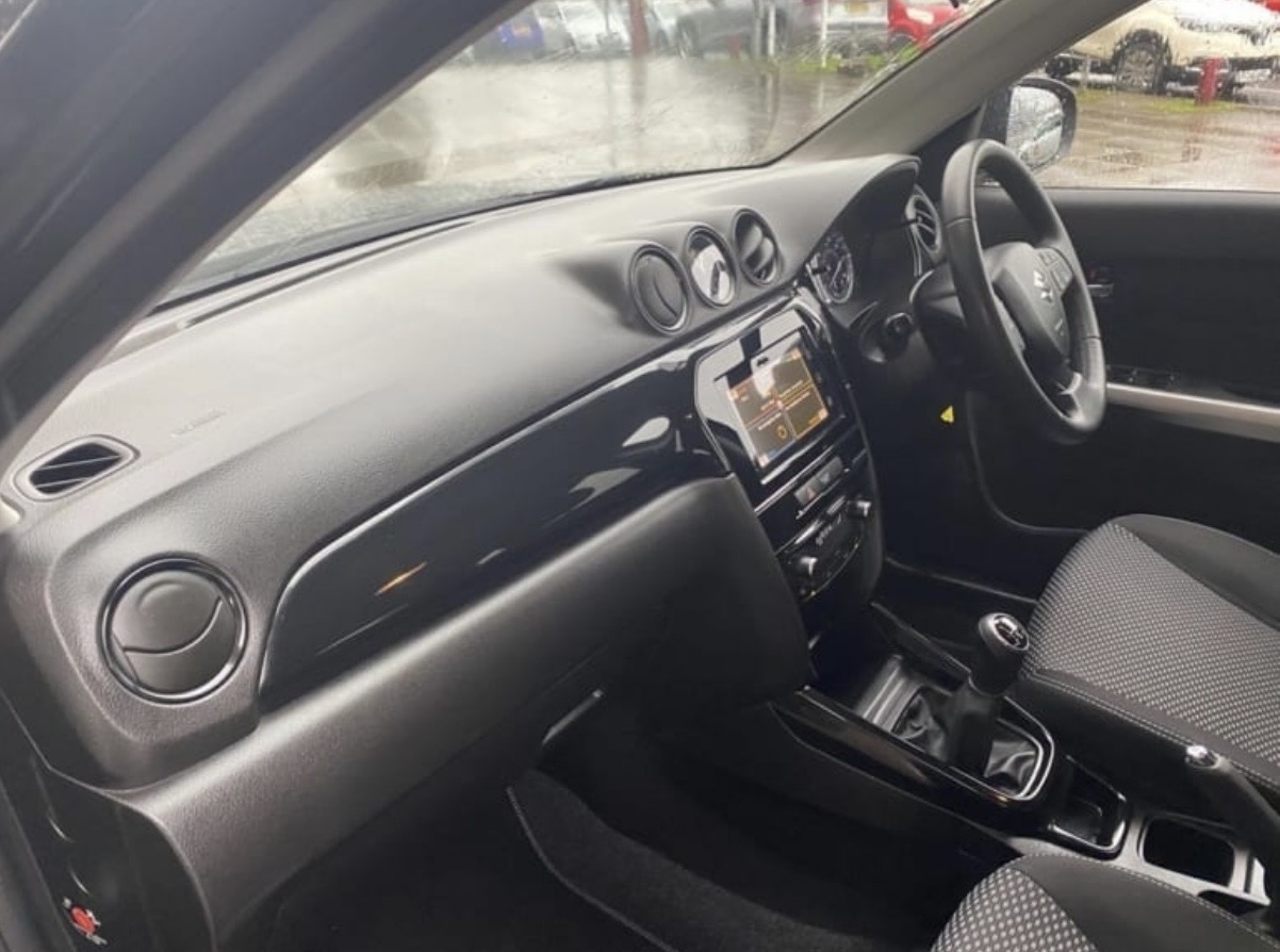Suzuki Vitara 1.6 SZ-T Kuro