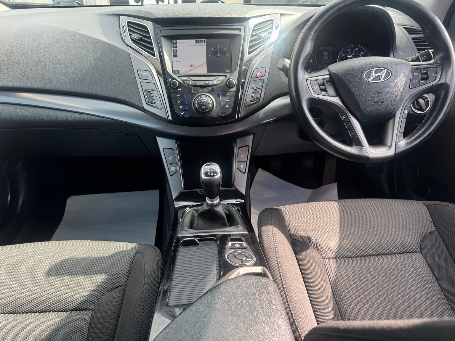 Hyundai i40 1.7d tourer se Nav